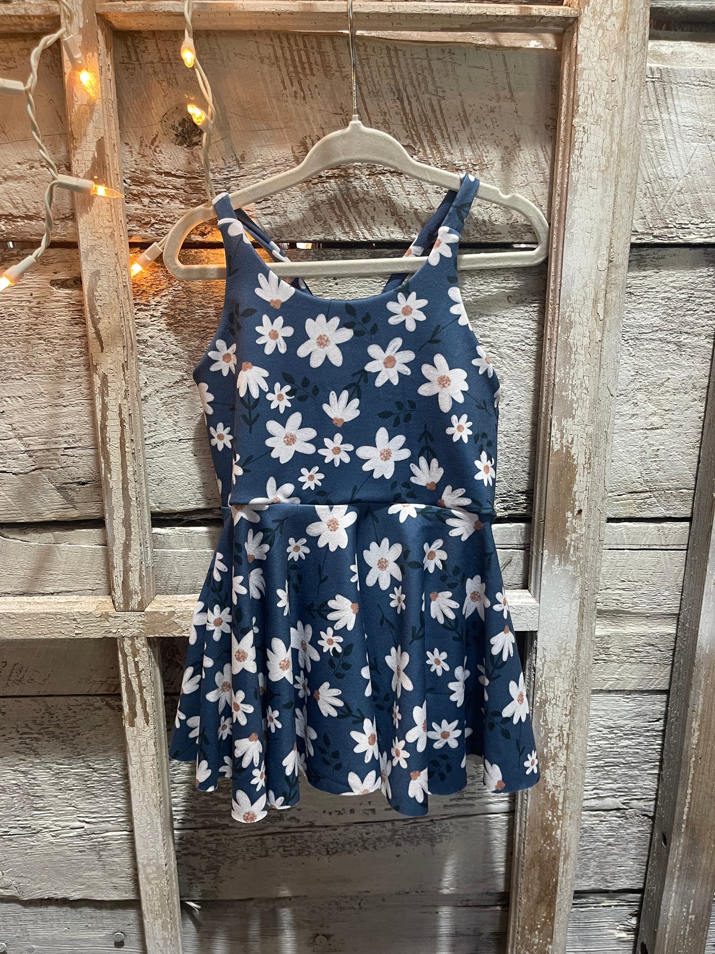 Daisy Cross-Back Tank